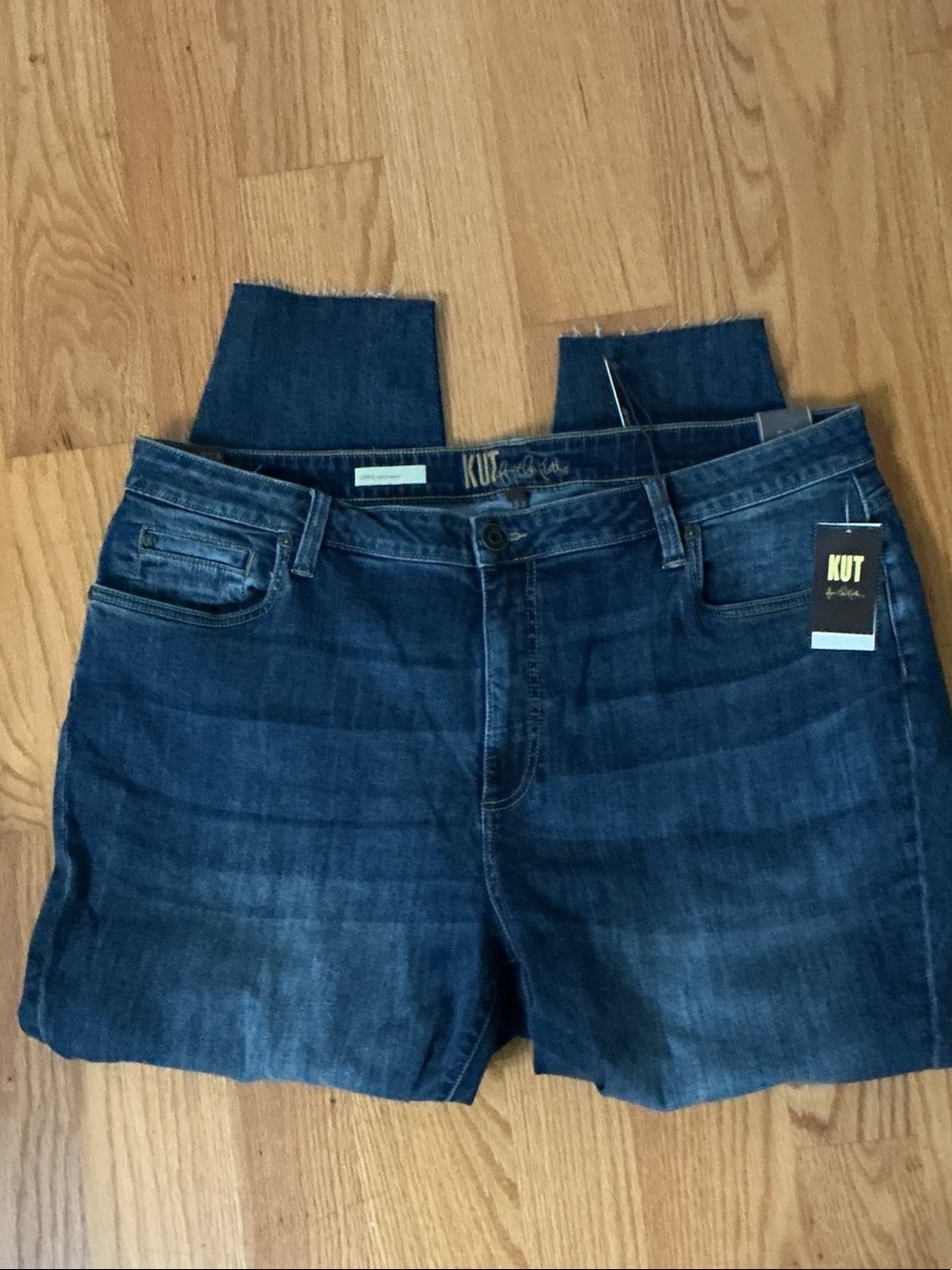 Kut from the Kloth Carlo Ankle SkinnyJeans